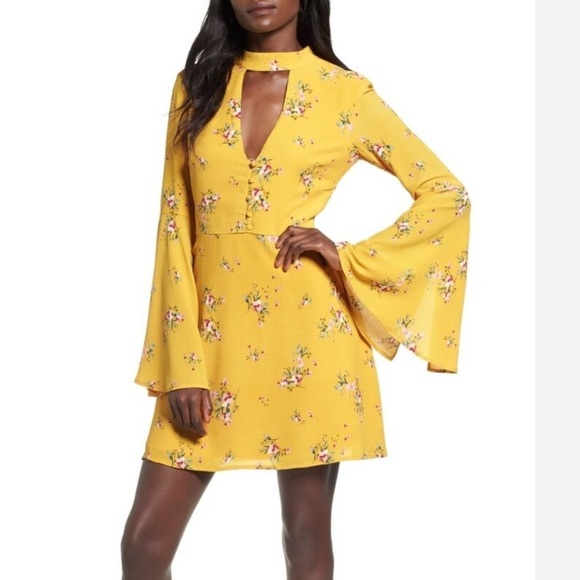 Dresses & Skirts - Yellow dress☀️summer dress bell sleeve floral dress vacation dress